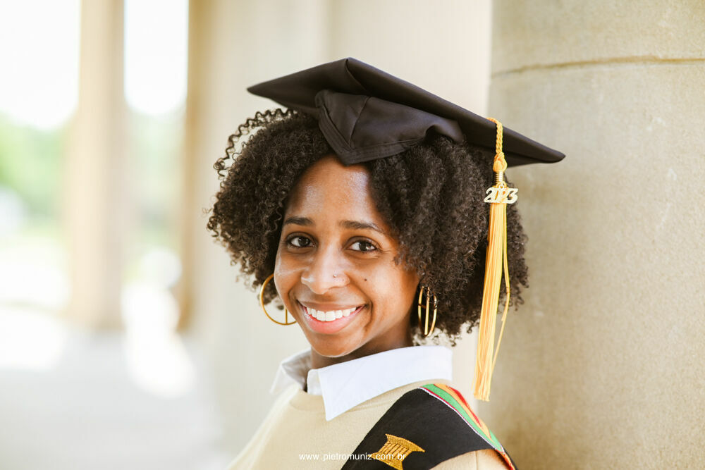 Foto Brooklyn and Christiane - Graduation Pictures 2023 Foto Brooklyn and Christiane - Graduation Pictures 2023 - Imagem 9