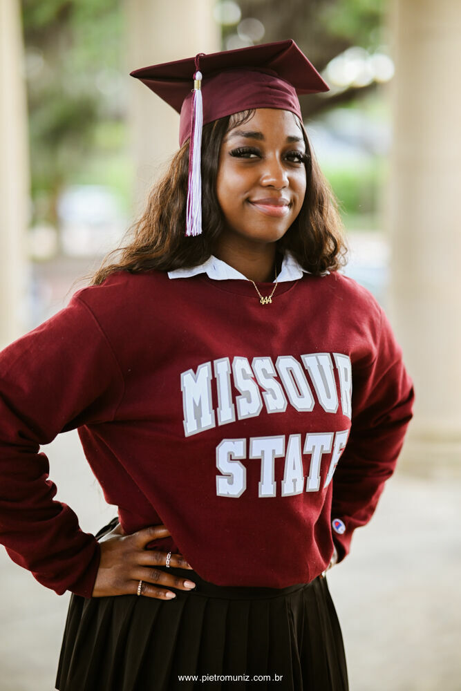 Foto Brooklyn and Christiane - Graduation Pictures 2023 Foto Brooklyn and Christiane - Graduation Pictures 2023 - Imagem 31