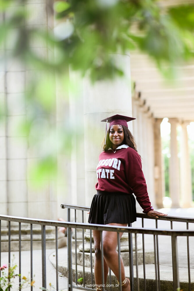 Foto Brooklyn and Christiane - Graduation Pictures 2023 Foto Brooklyn and Christiane - Graduation Pictures 2023 - Imagem 39